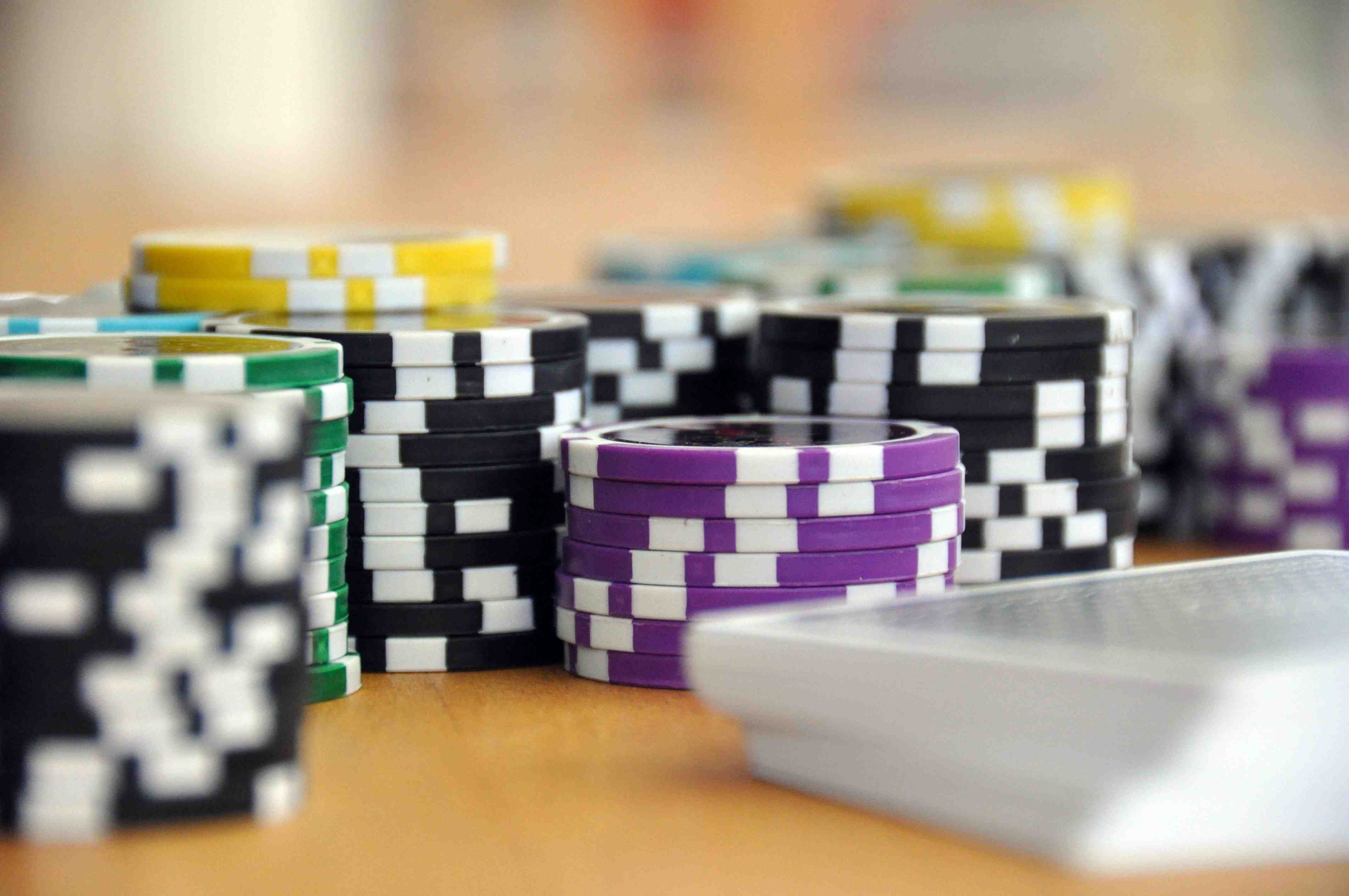 ufa747 Live Casino HD ဗီဒီယို ဖြင့် ဒီလာနှင့် တိုက်ရိုက်ဆက်သွယ်ကစားနေသောမြင်ကွင်း